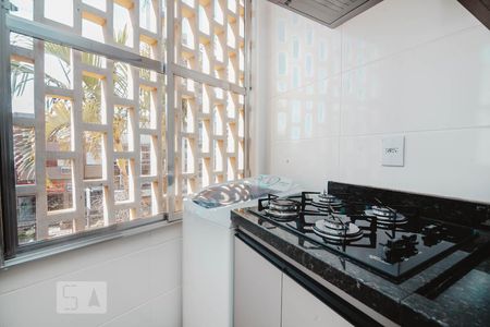 Cozinha de kitnet/studio à venda com 1 quarto, 30m² em Independência, Porto Alegre