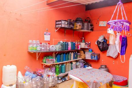 Casa à venda com 100m², 2 quartos e sem vagaÁrea de Serviço