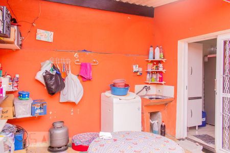 Casa à venda com 100m², 2 quartos e sem vagaÁrea de Serviço