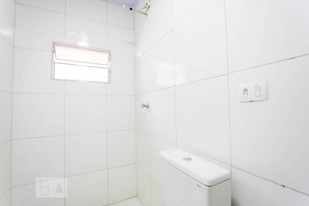 Banheiro de casa para alugar com 1 quarto, 60m² em Vila Palmares, Santo André
