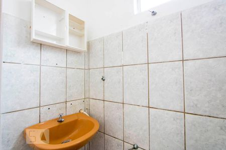 Banheiro de casa para alugar com 1 quarto, 45m² em Vila Palmares, Santo André