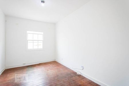 Quarto de casa para alugar com 1 quarto, 45m² em Vila Palmares, Santo André