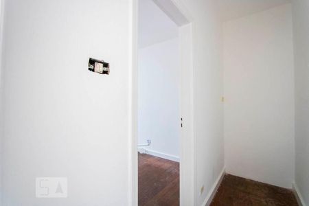 Corredor de casa para alugar com 1 quarto, 45m² em Vila Palmares, Santo André