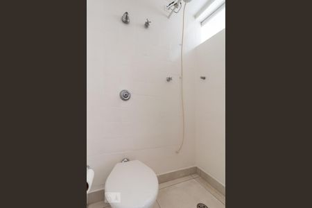 Apartamento à venda com 100m², 3 quartos e 1 vaga Apartamento à venda com 100m², 3 quartos e 1 vagaBanheiro de Serviço
