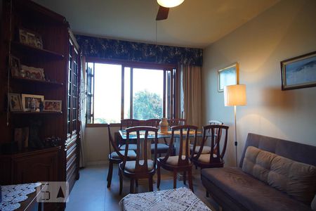 Sala de apartamento à venda com 2 quartos, 78m² em Petrópolis, Porto Alegre