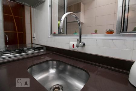 Casa de condomínio à venda com 65m², 2 quartos e 1 vagaCozinha