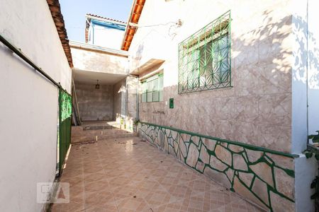 Casa à venda com 136m², 3 quartos e 3 vagasGaragem