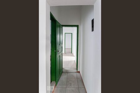 Casa à venda com 136m², 3 quartos e 3 vagasCorredor