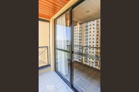 Varanda da Sala de apartamento para alugar com 3 quartos, 72m² em Cidade dos Bandeirantes, São Paulo