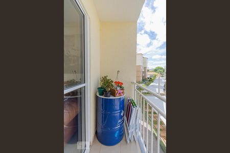 Varanda da Sala de apartamento para alugar com 3 quartos, 52m² em Vila Marieta, Campinas
