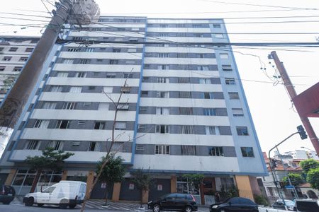 Apartamento para alugar com 65m², 2 quartos e sem vaga Apartamento para alugar com 65m², 2 quartos e sem vagaFachada