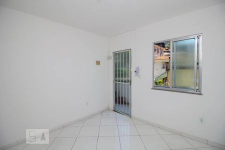 Quarto de casa para alugar com 1 quarto, 30m² em Catete, Rio de Janeiro