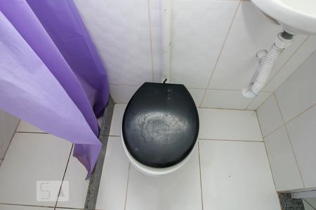 Banheiro Social de casa para alugar com 1 quarto, 30m² em Catete, Rio de Janeiro