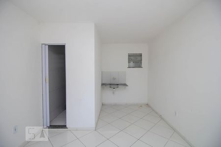 Quarto de casa para alugar com 1 quarto, 30m² em Catete, Rio de Janeiro