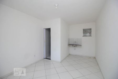 Quarto de casa para alugar com 1 quarto, 30m² em Catete, Rio de Janeiro