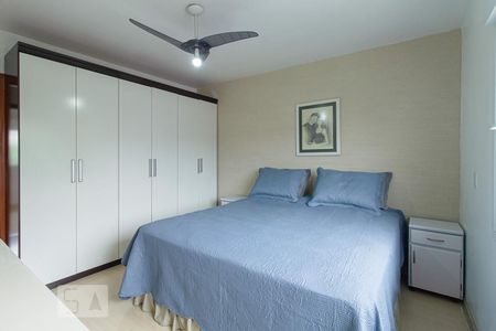 Casa à venda com 157m², 3 quartos e 3 vagasSuíte