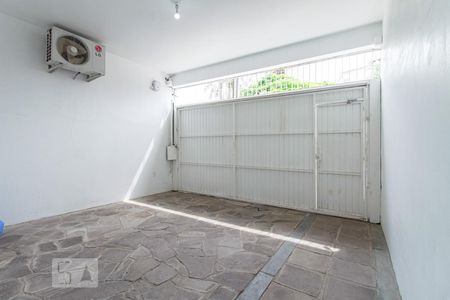 Casa à venda com 157m², 3 quartos e 3 vagasGaragem