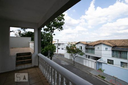 Casa à venda com 378m², 4 quartos e 5 vagasVaranda do Quarto Suite