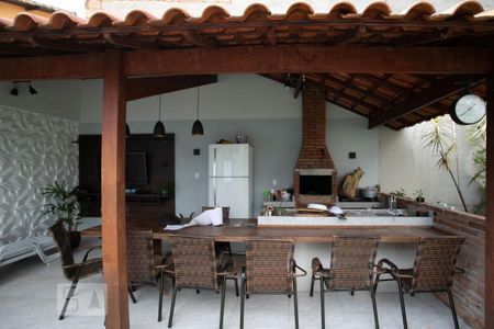 Casa à venda com 378m², 4 quartos e 5 vagasEspaço Gourmet