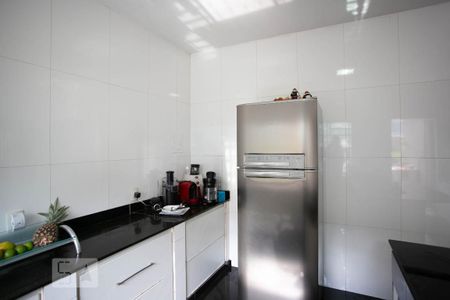 Casa à venda com 378m², 4 quartos e 5 vagasCozinha