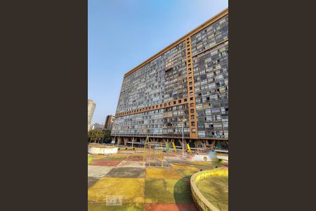 Apartamento para alugar com 57m², 2 quartos e sem vaga Apartamento para alugar com 57m², 2 quartos e sem vagaÁrea Comum - Playground