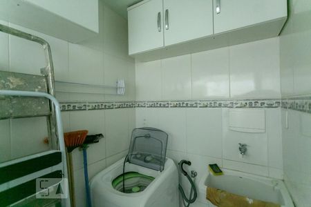 Apartamento para alugar com 57m², 2 quartos e sem vaga Apartamento para alugar com 57m², 2 quartos e sem vagaÁrea de Serviço