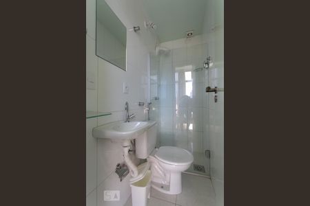 Apartamento para alugar com 57m², 2 quartos e sem vaga Apartamento para alugar com 57m², 2 quartos e sem vagaBanheiro da Suíte