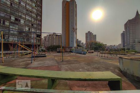 Apartamento para alugar com 57m², 2 quartos e sem vaga Apartamento para alugar com 57m², 2 quartos e sem vagaÁrea Comum - Playground