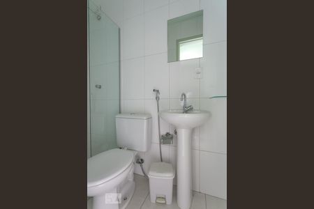Apartamento para alugar com 57m², 2 quartos e sem vaga Apartamento para alugar com 57m², 2 quartos e sem vagaBanheiro
