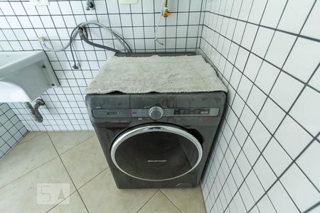 Apartamento para alugar com 130m², 3 quartos e 2 vagas Apartamento para alugar com 130m², 3 quartos e 2 vagasMaquina de lavar