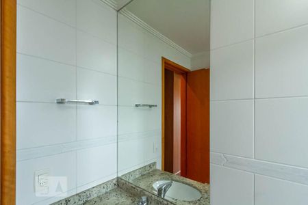 Apartamento para alugar com 130m², 3 quartos e 2 vagas Apartamento para alugar com 130m², 3 quartos e 2 vagasEspelho
