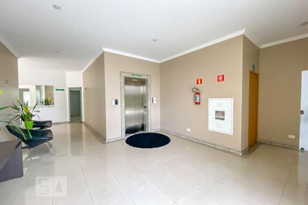Apartamento para alugar com 130m², 3 quartos e 2 vagas Apartamento para alugar com 130m², 3 quartos e 2 vagasHall de entrada