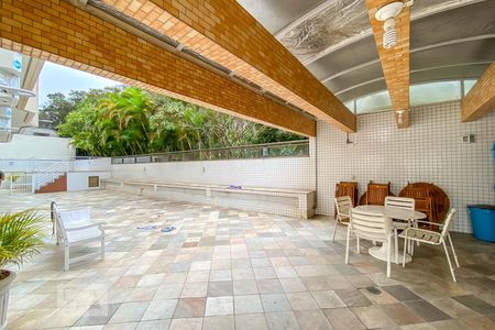 Apartamento para alugar com 130m², 3 quartos e 2 vagas Apartamento para alugar com 130m², 3 quartos e 2 vagasChurrasqueira