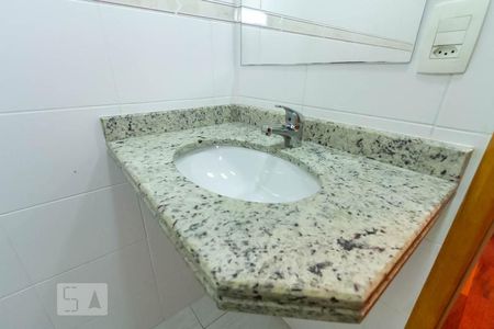 Apartamento para alugar com 130m², 3 quartos e 2 vagas Apartamento para alugar com 130m², 3 quartos e 2 vagasBanheiro da suíte 1