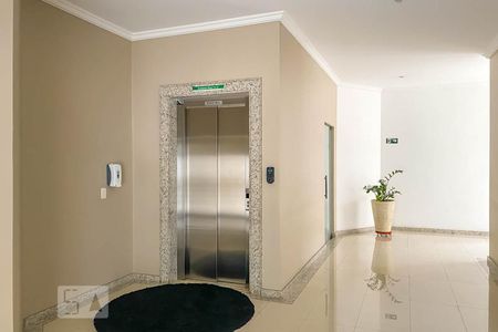 Apartamento para alugar com 130m², 3 quartos e 2 vagas Apartamento para alugar com 130m², 3 quartos e 2 vagasEntrada social