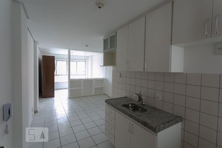 Cozinha de kitnet/studio à venda com 1 quarto, 38m² em Centro, Belo Horizonte