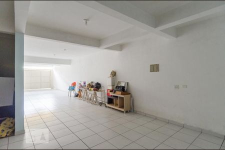 Casa à venda com 235m², 3 quartos e 2 vagas Casa à venda com 235m², 3 quartos e 2 vagasGaragem