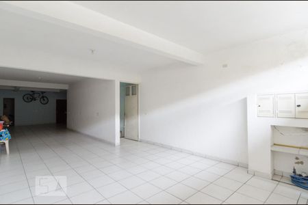 Casa à venda com 235m², 3 quartos e 2 vagas Casa à venda com 235m², 3 quartos e 2 vagasGaragem