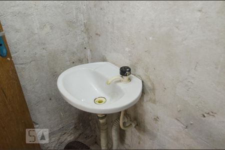 Casa à venda com 235m², 3 quartos e 2 vagas Casa à venda com 235m², 3 quartos e 2 vagasLavabo