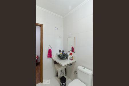 Casa à venda com 235m², 3 quartos e 2 vagas Casa à venda com 235m², 3 quartos e 2 vagasBanheiro da suíte