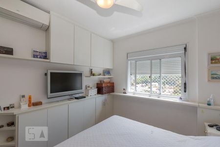 Apartamento à venda com 156m², 3 quartos e 3 vagas Apartamento à venda com 156m², 3 quartos e 3 vagasSuíte 1