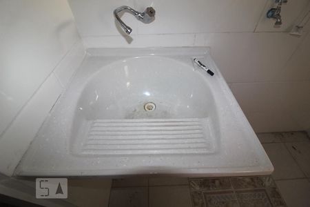 Casa para alugar com 40m², 1 quarto e sem vagaÁrea serviço