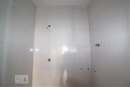 Banheiro social de casa para alugar com 1 quarto, 40m² em Rudge Ramos, São Bernardo do Campo