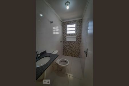 Banheiro de apartamento para alugar com 1 quarto, 38m² em Vila Bancária, São Paulo