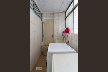 Apartamento à venda com 140m², 4 quartos e 1 vagaÁrea de Serviço