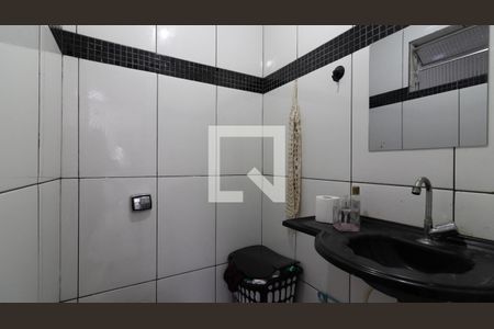 Casa à venda com 70m², 2 quartos e 1 vaga Casa à venda com 70m², 2 quartos e 1 vagaBanheiro de serviço