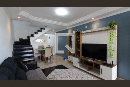 Sala de casa à venda com 2 quartos, 70m² em Vila Paranaguá, São Paulo