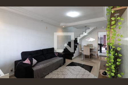 Sala de casa à venda com 2 quartos, 70m² em Vila Paranaguá, São Paulo