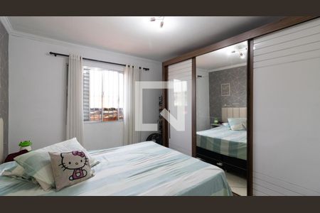 Quarto 1 de casa à venda com 2 quartos, 70m² em Vila Paranaguá, São Paulo