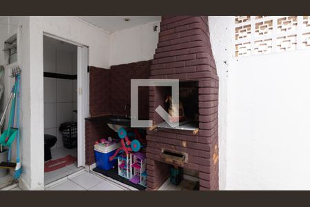 Casa à venda com 70m², 2 quartos e 1 vaga Casa à venda com 70m², 2 quartos e 1 vagaChurrasqueira